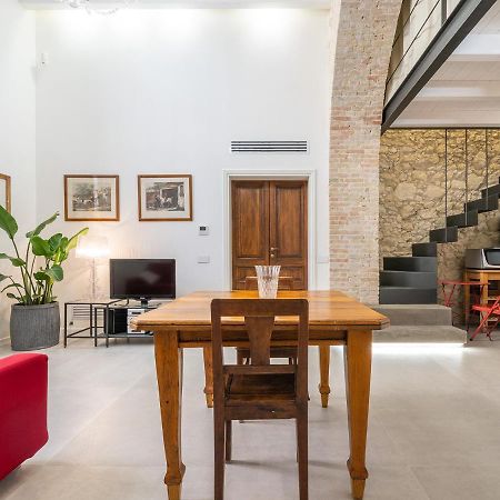 קליארי Massimo Boutique Apartment מראה חיצוני תמונה