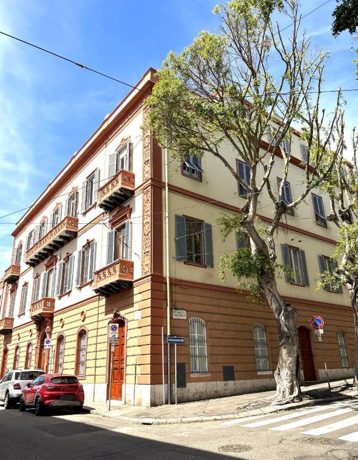 קליארי Massimo Boutique Apartment מראה חיצוני תמונה