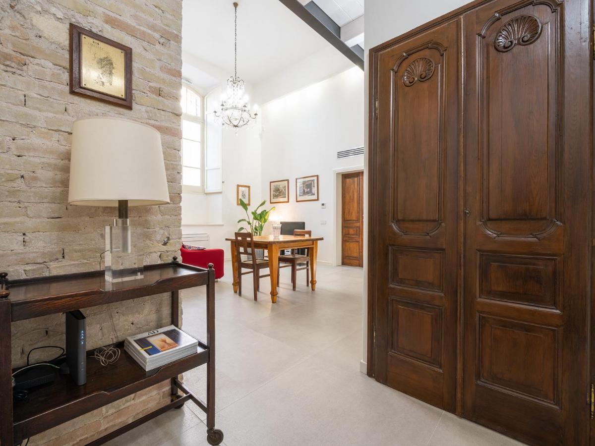 קליארי Massimo Boutique Apartment מראה חיצוני תמונה